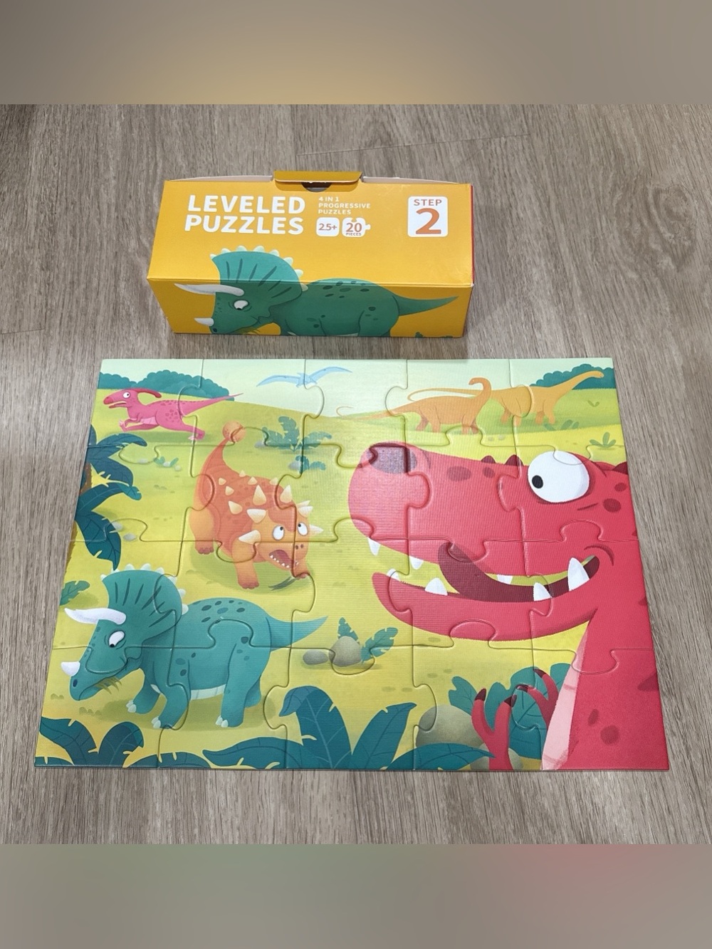 Toi Puzzle set of 2